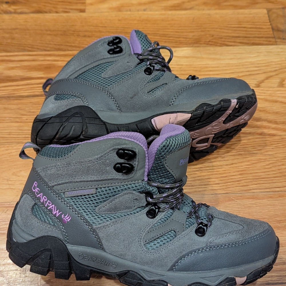Bearpaw Gray and Purple Hiking Boots